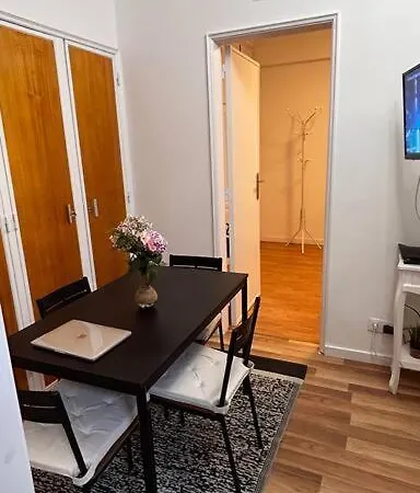 Apartamento Bem Localizado Apartment Amadora