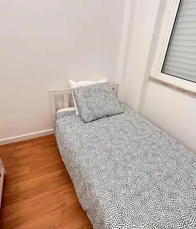 Apartamento Bem Localizado Amadora